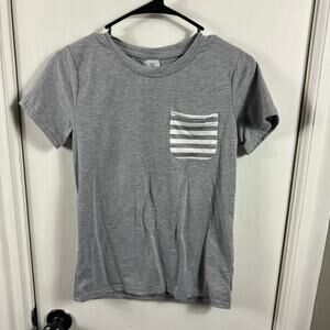 Desk Of Glitter heather gray striped pocket crew neck T-shirt kids 5X